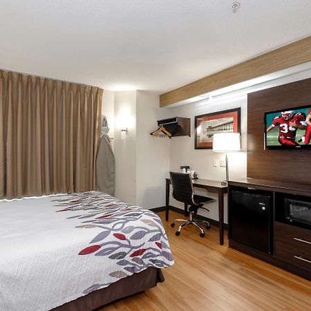 Red Roof Inn Pensacola Fairgrounds Экстерьер фото
